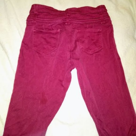 Womens/Jr. Women's Red Soft Obsession Jeans Size 9/10R - Picture 2 of 2
